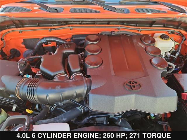 2014 Toyota FJ Cruiser — Photo 13